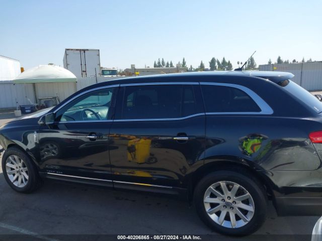 2LMHJ5NK9FBL02904 Lincoln Mkt Livery