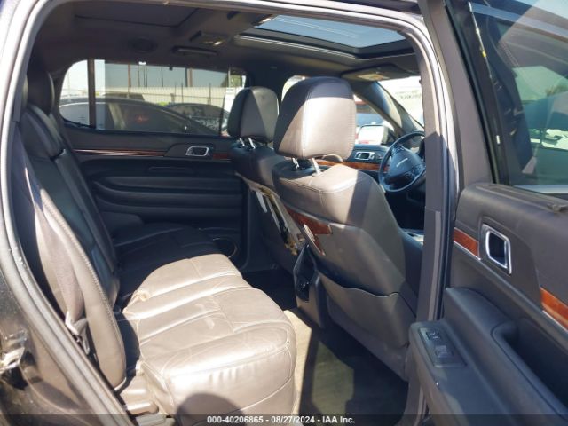 2LMHJ5NK9FBL02904 Lincoln Mkt Livery