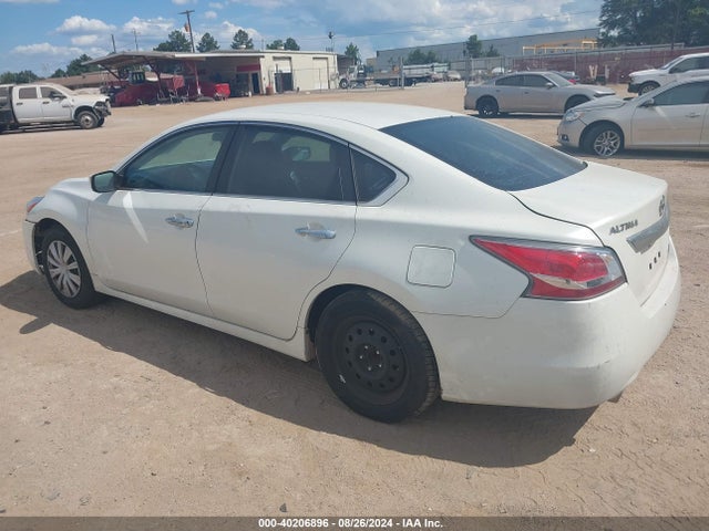 Nissan Altima 2.5 S 2014 1N4AL3AP7EN367647 Image 3