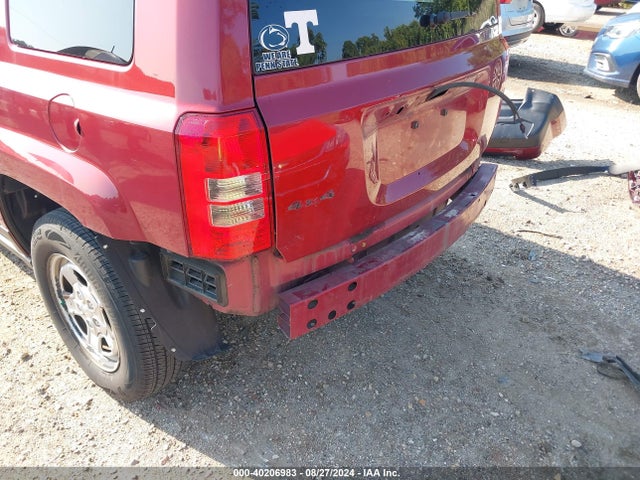 1C4NJRBB8ED600898 Jeep Patriot Sport