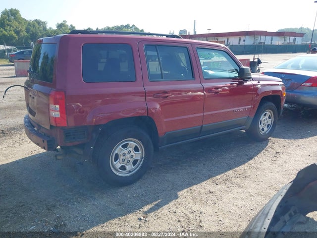 1C4NJRBB8ED600898 Jeep Patriot Sport