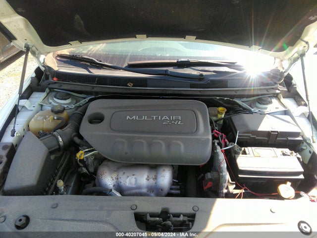 Chrysler 200 Limited 2015 1C3CCCAB6FN577251 Image 10