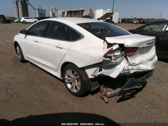 Chrysler 200 Limited 2015 1C3CCCAB6FN577251 Image 3