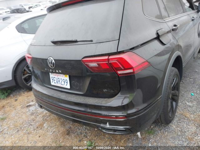 3VVCB7AX3PM015399 Volkswagen Tiguan 2.0t Se R-line Black