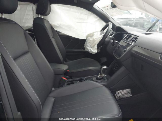 3VVCB7AX3PM015399 Volkswagen Tiguan 2.0t Se R-line Black