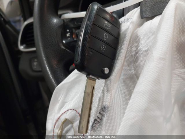 5XYPG4A37GG019000 KIA Sorento 2.4l L