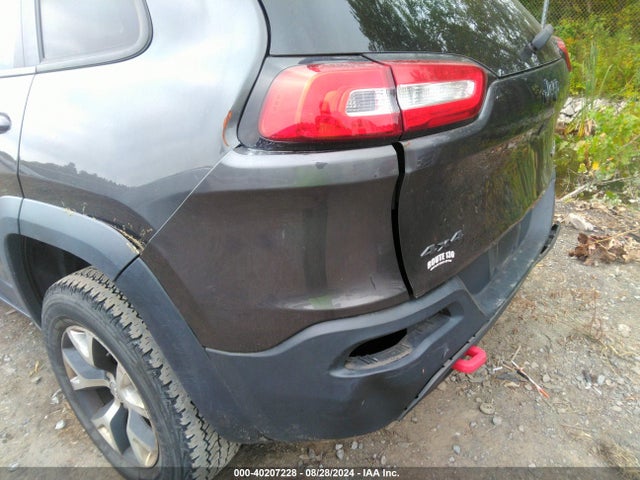 1C4PJMBB4HW528747 Jeep Cherokee Trailhawk 4x4