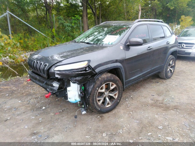 1C4PJMBB4HW528747 Jeep Cherokee Trailhawk 4x4