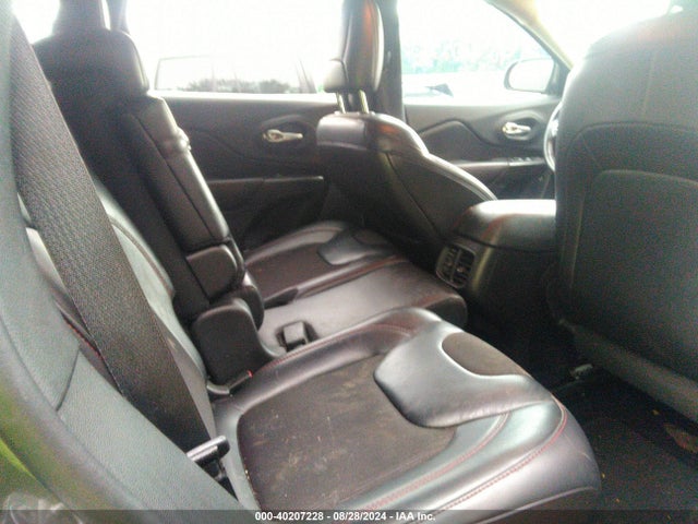1C4PJMBB4HW528747 Jeep Cherokee Trailhawk 4x4