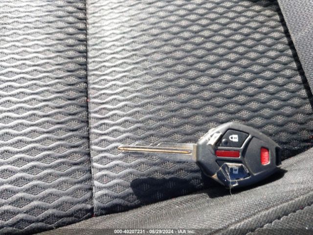 JA4AZ3A35GZ015081 Mitsubishi Outlander Es