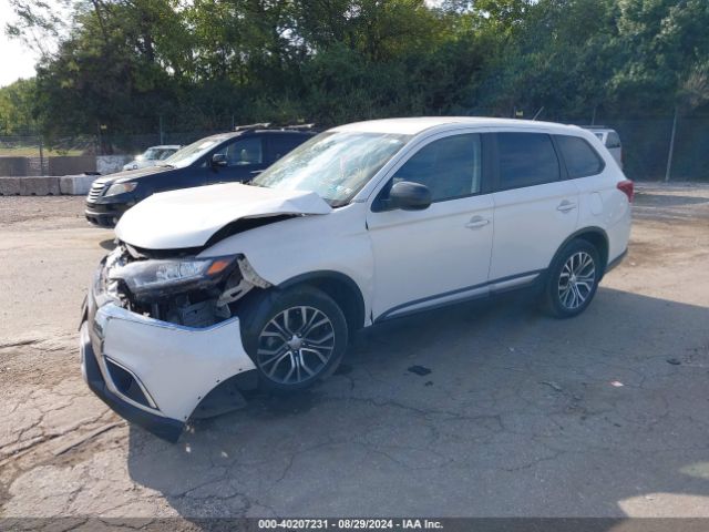 JA4AZ3A35GZ015081 Mitsubishi Outlander Es
