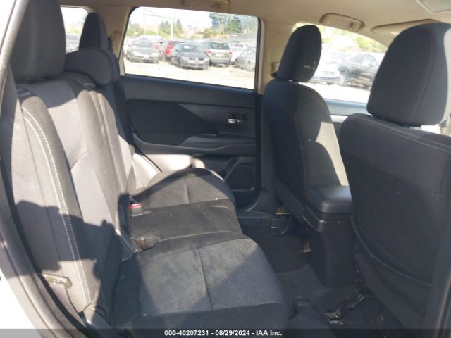 JA4AZ3A35GZ015081 Mitsubishi Outlander Es