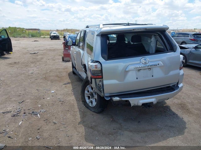 Toyota 4runner Sr5 Premium 2018 JTEBU5JR1J5568717 Image 3