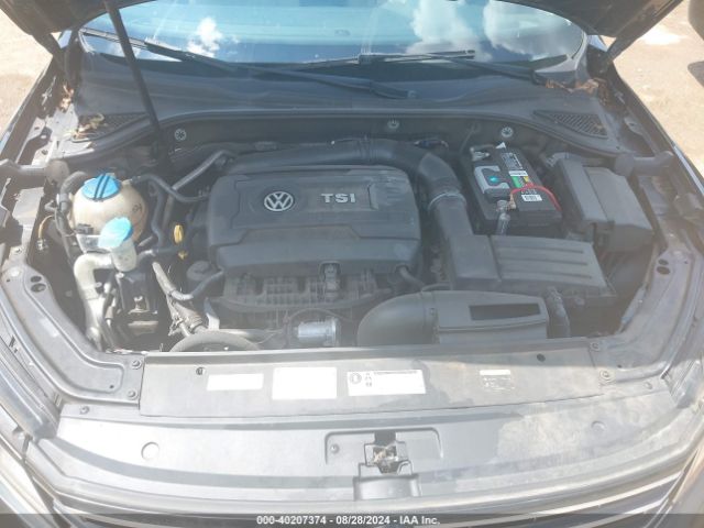 1VWBT7A30GC029070 Volkswagen Passat 1.8t Se