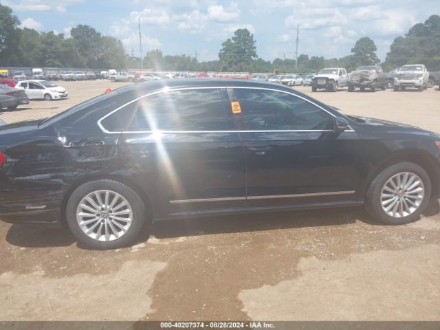 1VWBT7A30GC029070 Volkswagen Passat 1.8t Se