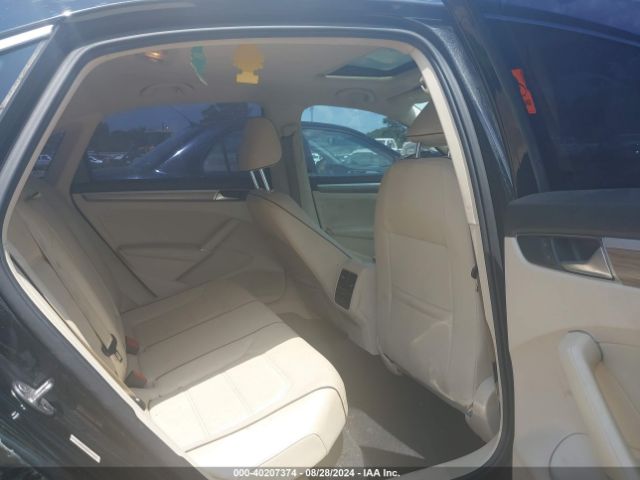 1VWBT7A30GC029070 Volkswagen Passat 1.8t Se