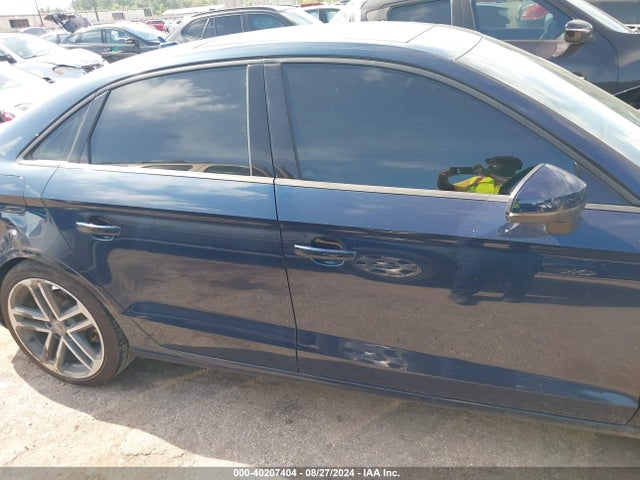 WAUAUGFF6J1035180 Audi A3 2.0t Premium/2.0t Tech Premium