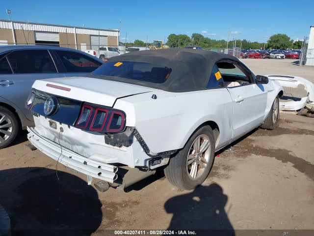 Ford Mustang V6 2014 1ZVBP8EM1E5299942 Image 4