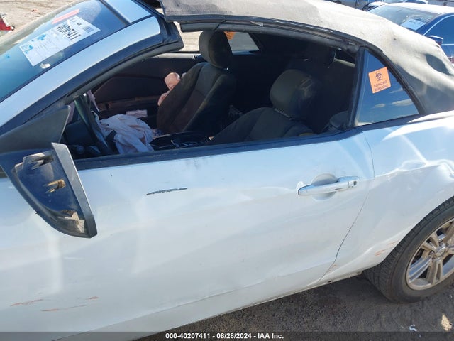 Ford Mustang V6 2014 1ZVBP8EM1E5299942 Image 6