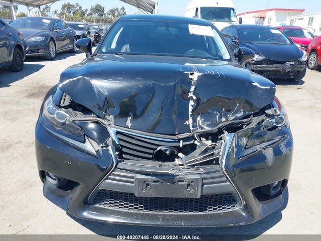 Lexus IS 200T 2016 JTHBA1D28G5006289 Image 13