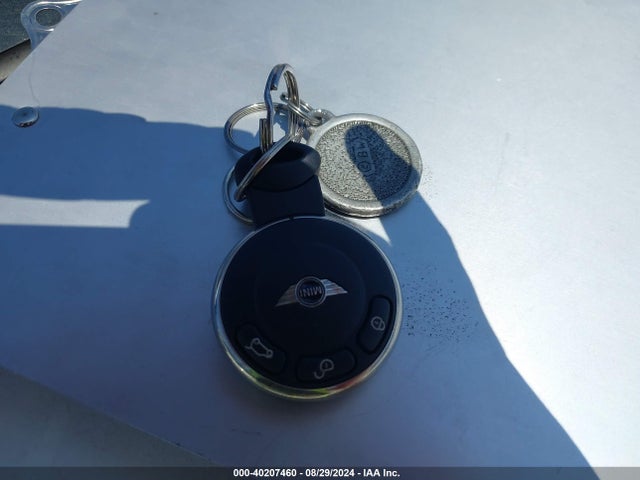 2009 MINI COOPER CLUBMAN WMWML33549TX50303 Photo 10