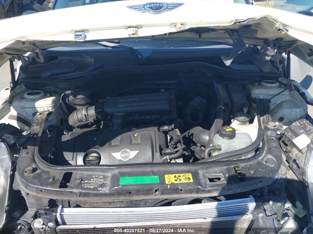 2010 MINI COOPER CLUBMAN WMWML3C55ATX38052 Photo 9