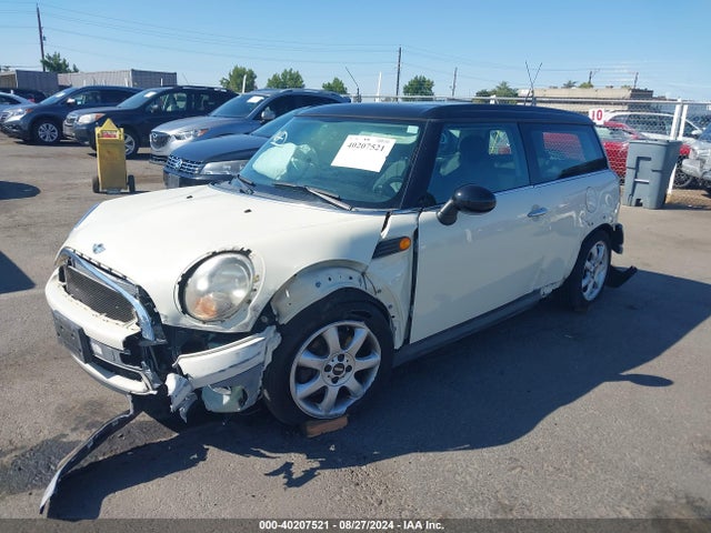 2010 MINI COOPER CLUBMAN WMWML3C55ATX38052 Photo 1