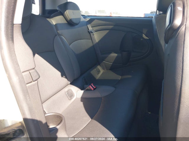 2010 MINI COOPER CLUBMAN WMWML3C55ATX38052 Photo 7