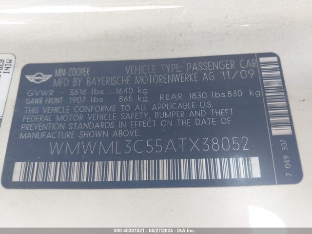 2010 MINI COOPER CLUBMAN WMWML3C55ATX38052 Photo 8