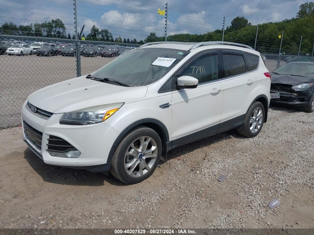 Ford Escape Titanium 2014 1FMCU9J98EUE19888 Image 2