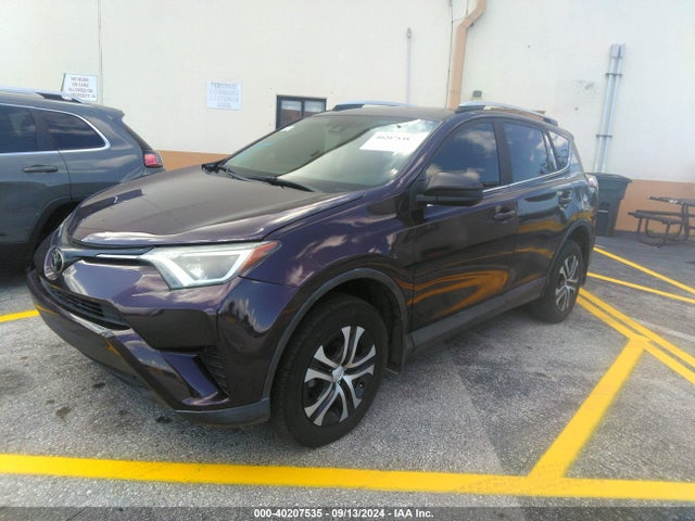 Toyota RAV4 LE 2018 2T3ZFREVXJW447821 Image 2