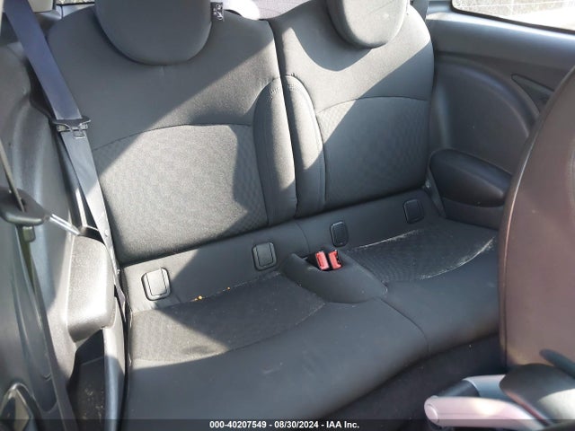 2009 MINI COOPER S WMWMF73509TT99873 Photo 7