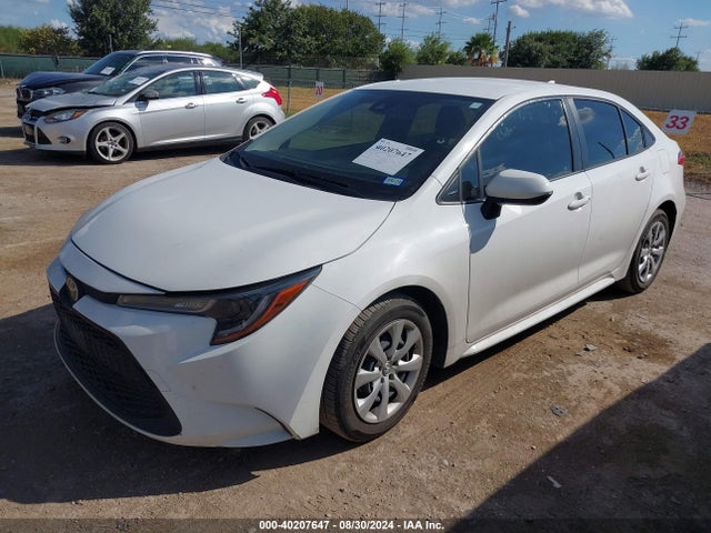 Toyota COROLLA LE 2022 JTDEPMAE5N3008488 Image 2