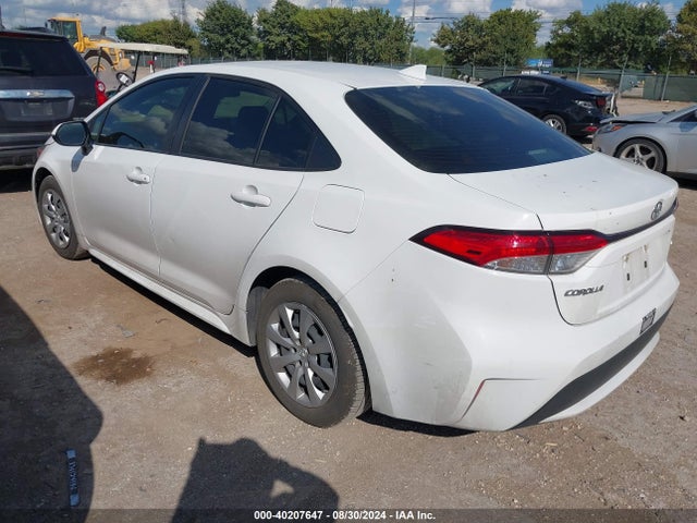 Toyota COROLLA LE 2022 JTDEPMAE5N3008488 Image 3