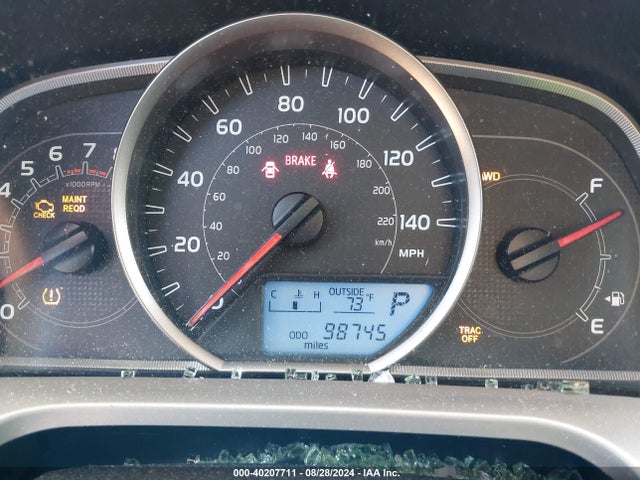 Toyota RAV4 LE 2015 JTMBFREV5FJ049679 Image 7