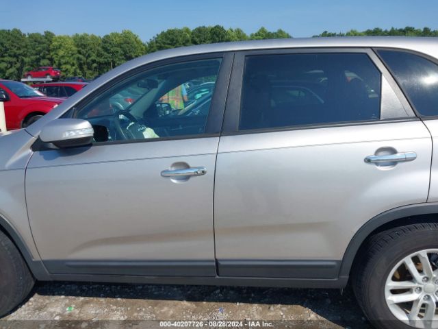 5XYKT3A61EG504577 KIA SORENTO LX