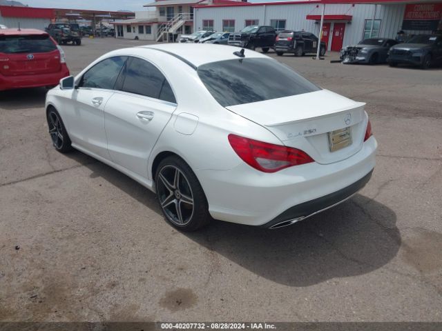 2019 MERCEDES-BENZ CLA 250 WDDSJ4EB5KN711244 Photo 2
