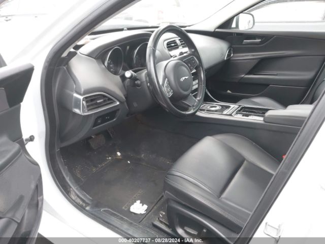 SAJAR4FX6JCP35301 Jaguar Xe 25t