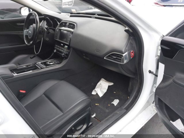 SAJAR4FX6JCP35301 Jaguar Xe 25t