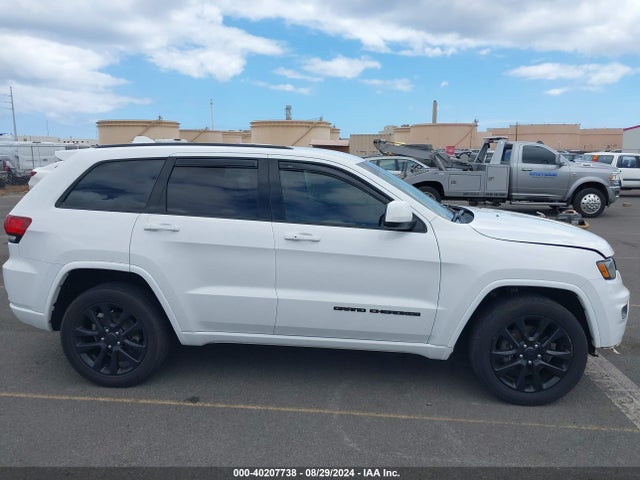 1C4RJFAG1JC206589 Jeep Grand Cherokee Altitude 4x4