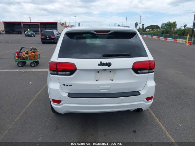 1C4RJFAG1JC206589 Jeep Grand Cherokee Altitude 4x4