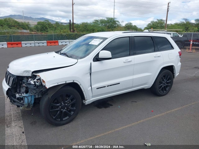 1C4RJFAG1JC206589 Jeep Grand Cherokee Altitude 4x4
