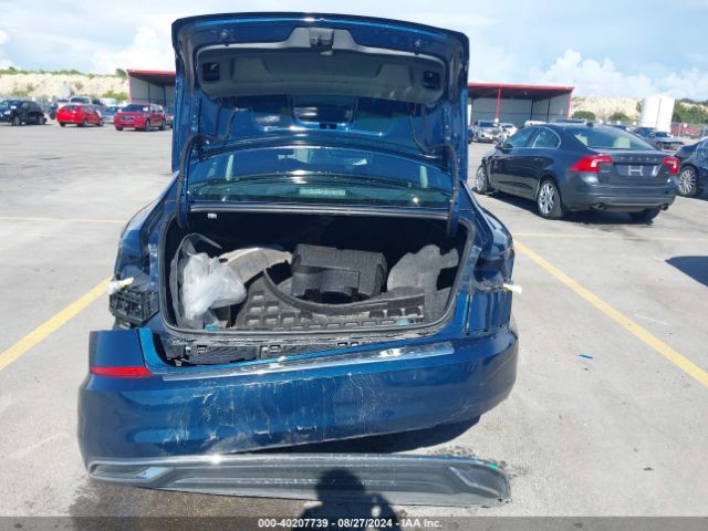 1VWSA7A31NC000972 Volkswagen Passat 2.0t Se