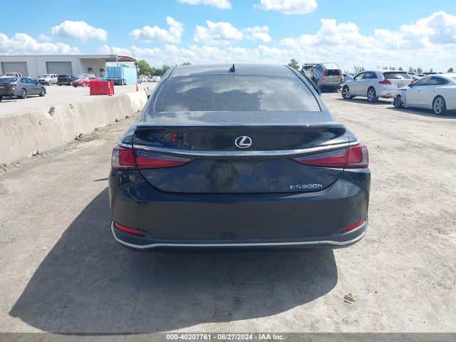 Lexus ES 300H 2021 58ADA1C17MU002579 Image 16