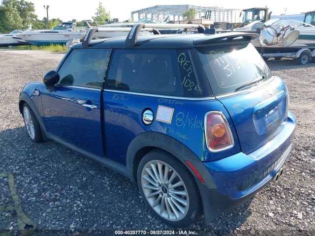 2008 MINI COOPER S WMWMF73588TT90837 Photo 2