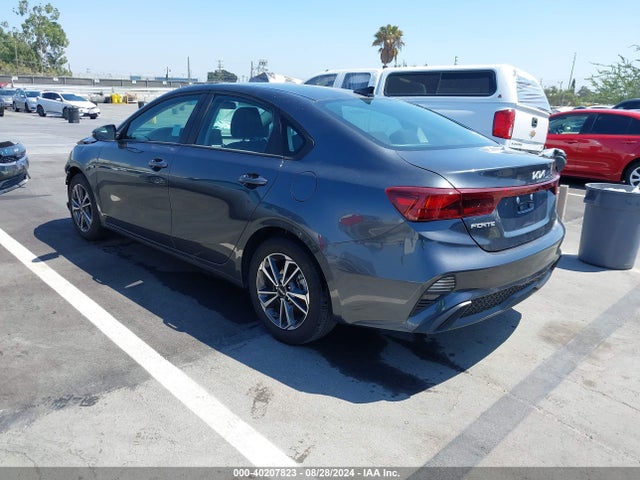 KIA Forte Lxs 2023 3KPF24AD7PE610038 Image 3