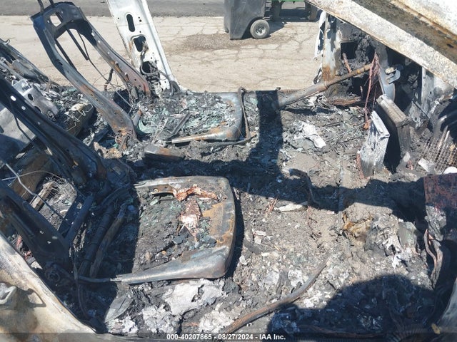 2023 TESLA MODEL 3 5YJ3E1EA4PF466645 Photo 4