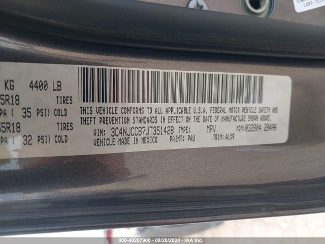 3C4NJCCB7JT351428 Jeep Compass Limited Fwd