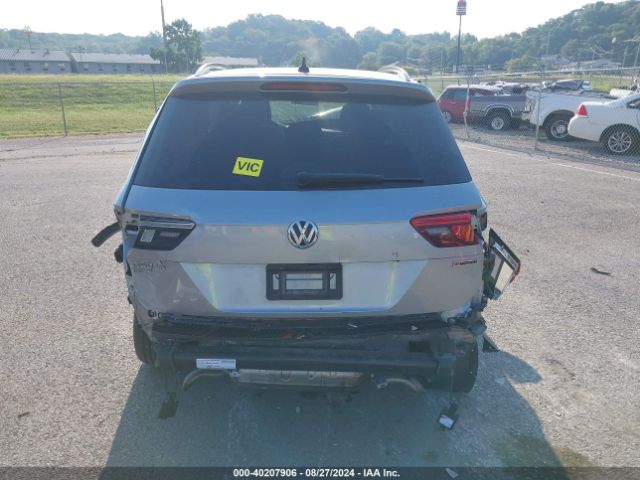 3VV2B7AX1LM082590 Volkswagen Tiguan 2.0t Se/2.0t Se R-line Black/2.0t Sel