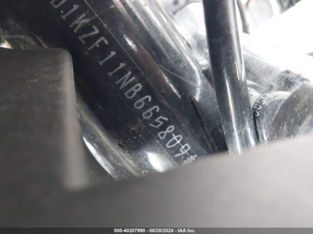2022 HARLEY-DAVIDSON FLTRK 1HD1KZF11NB665809 Photo 9